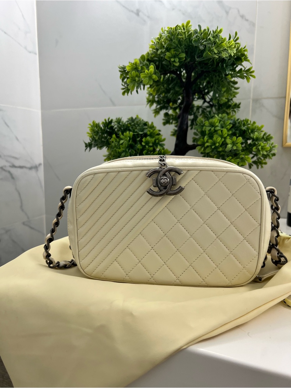 CHANEL Ivory Quilted Crossbody Camera Bag with Gunmetal CC